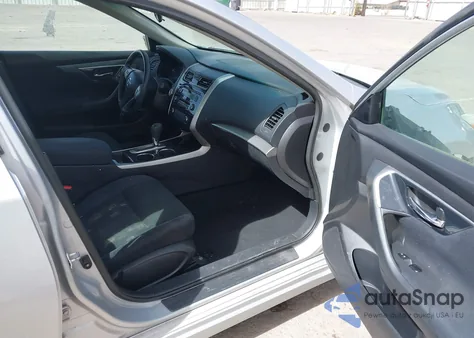 2014 Nissan Altima 2.5 from USA, damaged, VIN 1N4AL3AP3EC413633